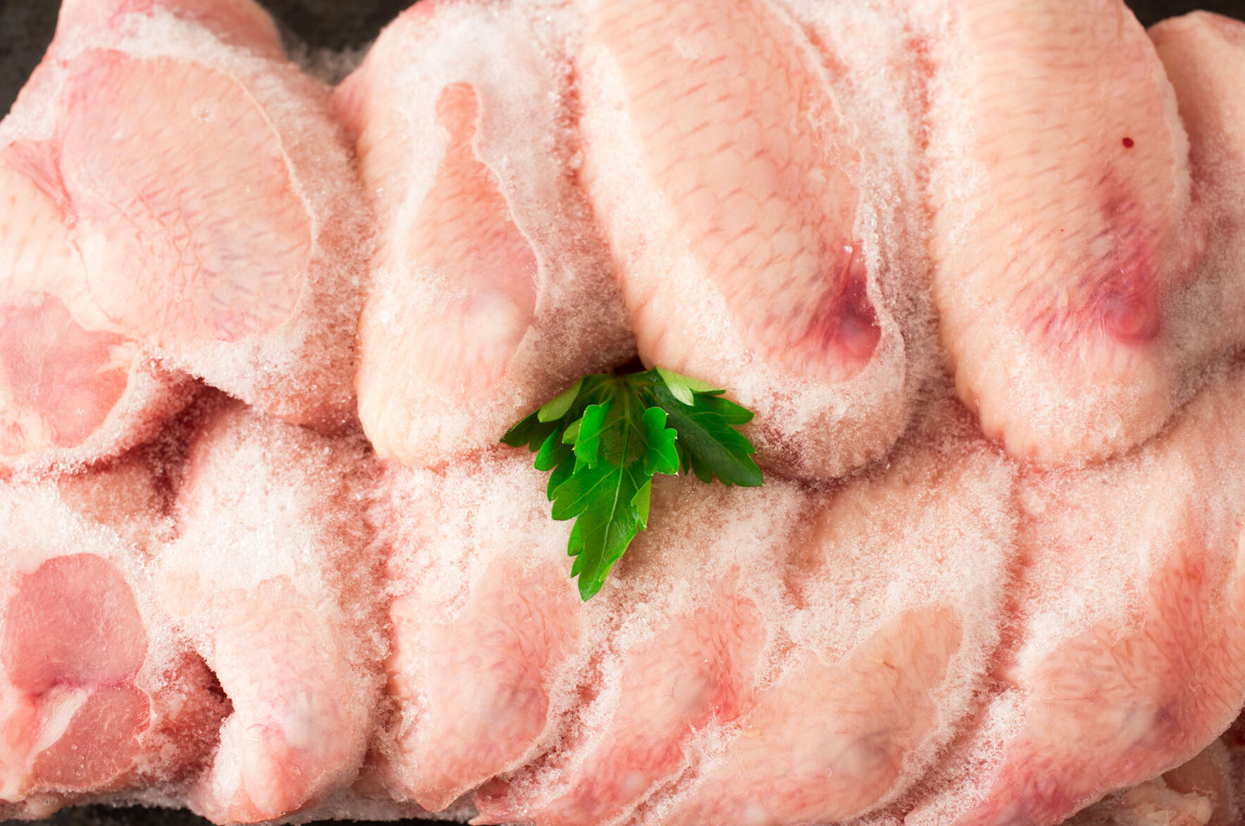 Frozen chicken wings